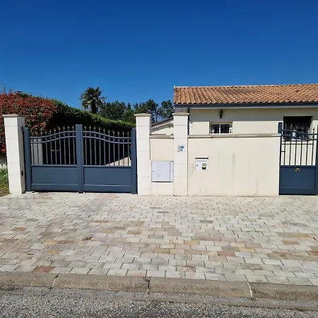 Maisonette Sur Le Bassin! * Lanton