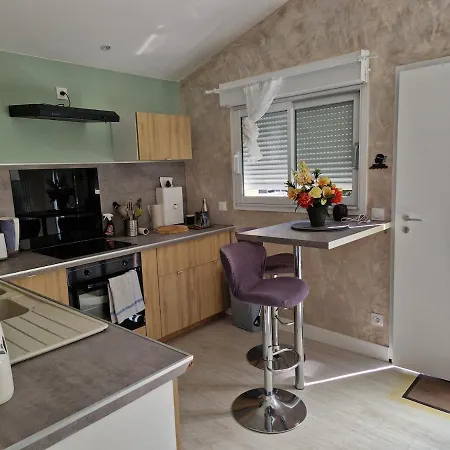 Maisonette Sur Le Bassin! *