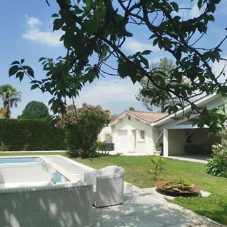 Maisonette Sur Le Bassin! Prázdninový dům Lanton
