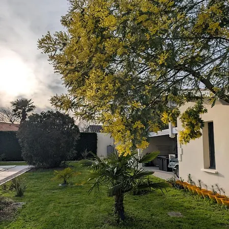 Maisonette Sur Le Bassin!